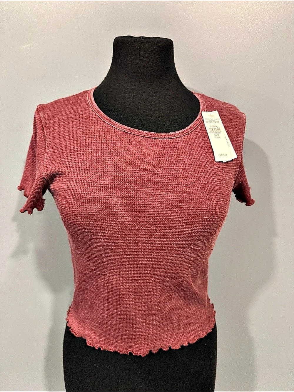 American Eagle Short Sleeve Lettuce Hem Top in Pink Size Medium NWT